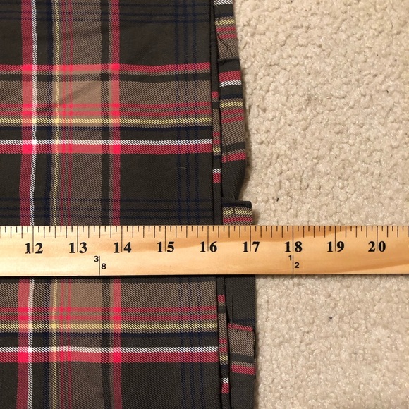 Tommy Hilfiger Wrap Around Pleated Plaid Skirt Size 12 - Picture 9 of 9